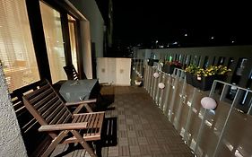 Lovely 3 Rooms Apartment Viena